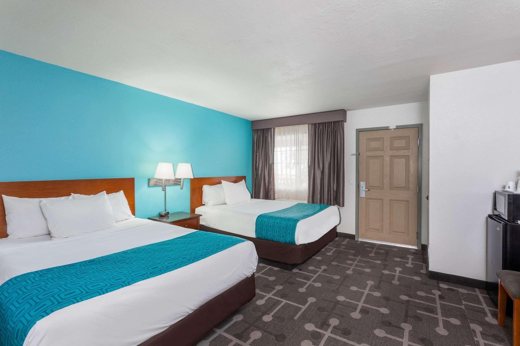 Howard Johnson By Wyndham National City/San Diego South Exterior foto